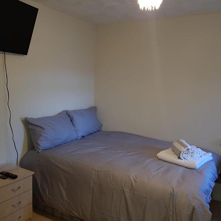 Alder En-Suites Self-Catering With Private Shower 1 Саутхамптън Екстериор снимка